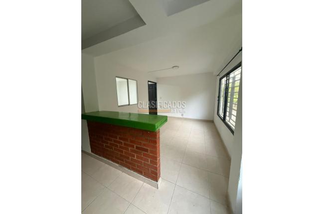 Apartaestudios, Alquiler, El Encinar - $800.000