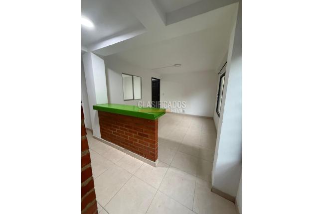 Apartaestudios, Alquiler, El Encinar - $800.000