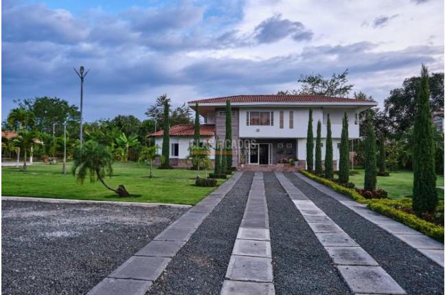 Fincas y Casas Campestres, Venta en El Cerrito