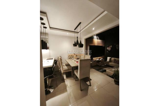 Casas, Venta en Valle del Lili