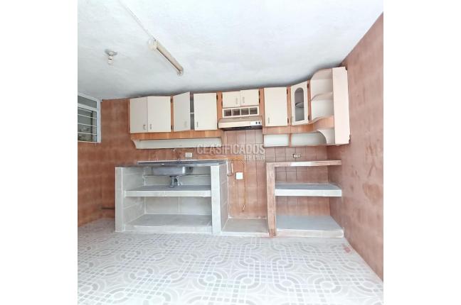 Casas, Venta, Álamos - $350.000.000
