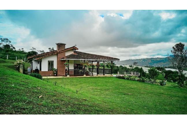 Fincas y Casas Campestres, Venta en Dagua