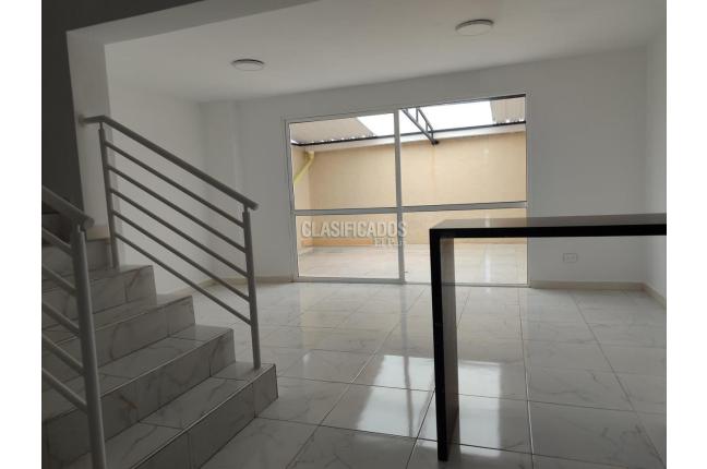 Casas, Alquiler, Ciudad Pacifica - $1.900.000