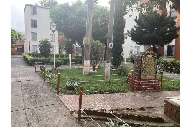 Apartamentos, Venta, Prados de Oriente - $180.000.000