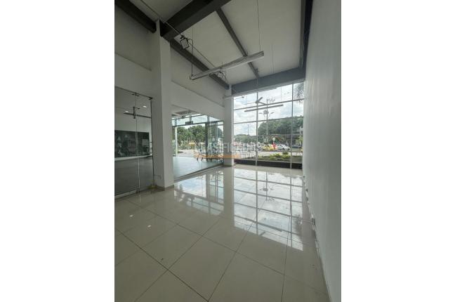 Locales y Bodegas, Alquiler, Eucarístico - $3.000.000