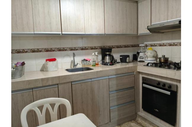Apartamentos, Venta, Los Cámbulos - $320.000.000
