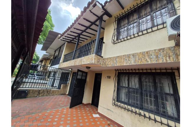 Casas, Venta en Camino Real