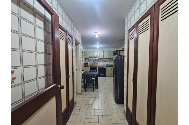 Apartamentos, Venta, Versalles - $388.000.000