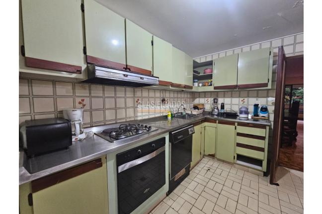 Apartamentos, Venta, Versalles - $388.000.000