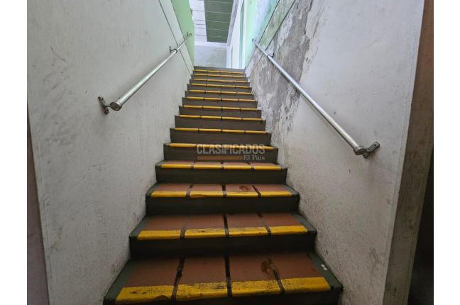 Locales y Bodegas, Alquiler, Flora Industrial - $9.500.000