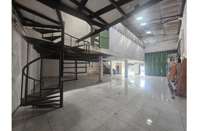 Locales y Bodegas, Alquiler, Flora Industrial - $9.500.000