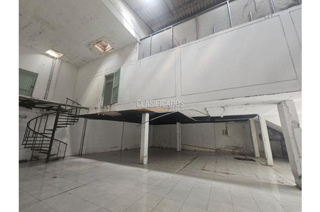 Locales y Bodegas, Alquiler, Flora Industrial - $9.500.000