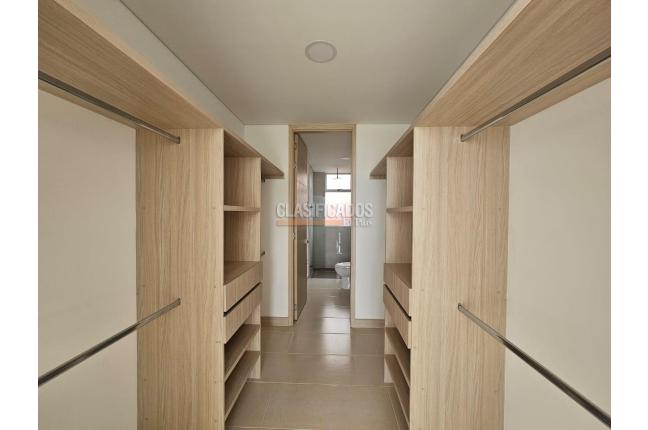 Apartamentos, Venta, Cristales - $850.000.000