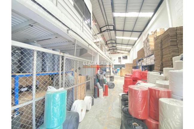 Locales y Bodegas, Alquiler en Los Cámbulos