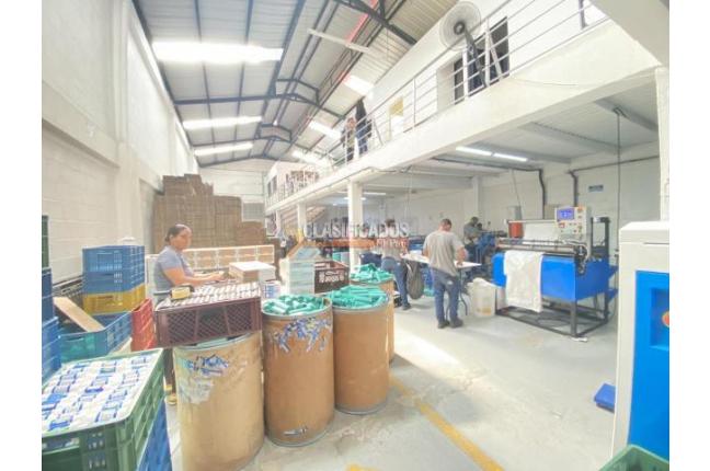 Locales y Bodegas, Alquiler, Los Cámbulos - $10.142.000