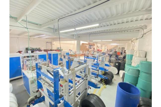 Locales y Bodegas, Alquiler, Los Cámbulos - $10.142.000