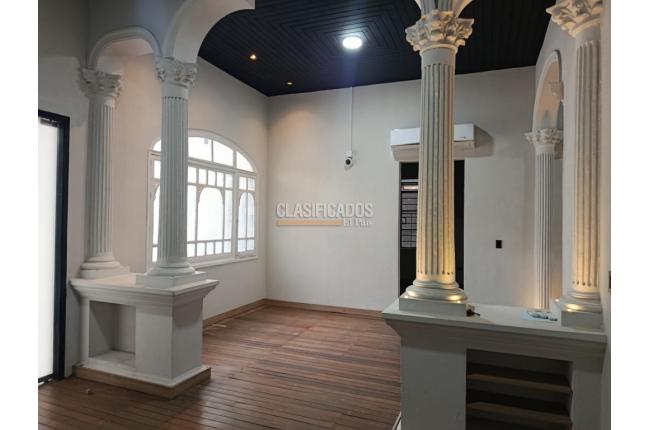 Casas, Alquiler, Granada - $9.500.000