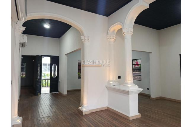 Casas, Alquiler, Granada - $9.500.000