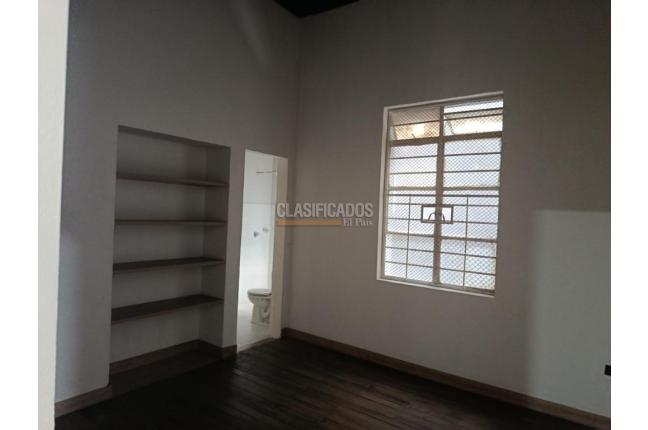 Casas, Alquiler, Granada - $9.500.000