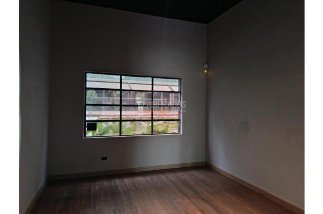 Casas, Alquiler, Granada - $9.500.000