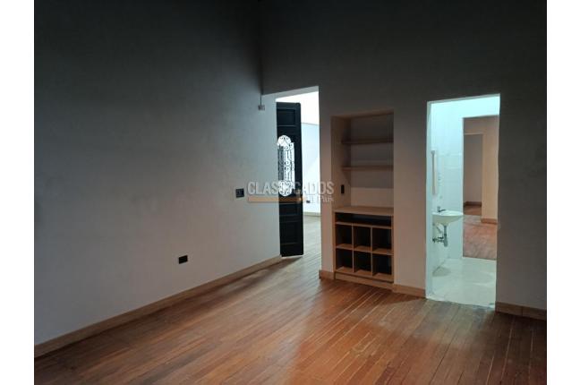 Casas, Alquiler, Granada - $9.500.000