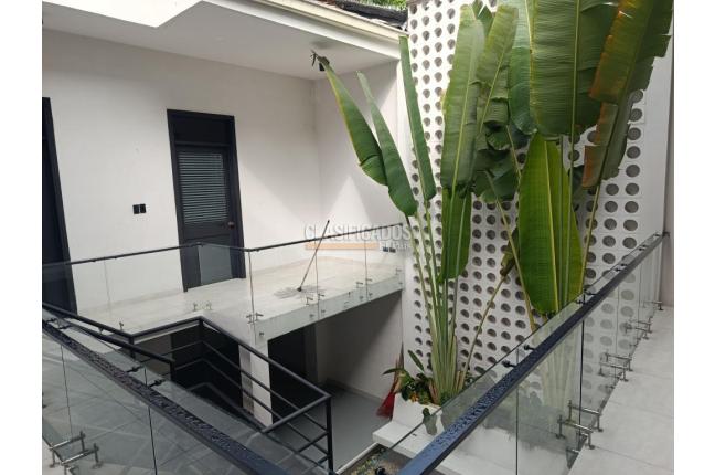 Casas, Alquiler, Granada - $9.500.000