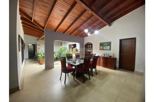 Casas, Venta, Prados del Norte - $780.000.000