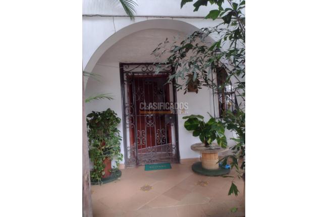 Casas, Venta en Prados del Norte