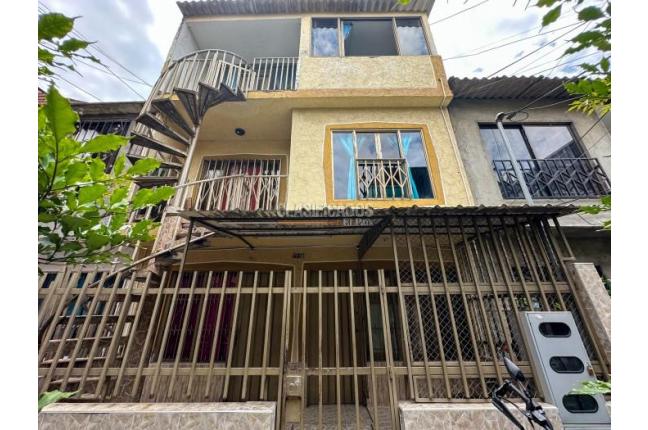 Casas, Venta en Paso del Comercio