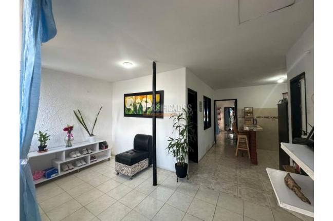 Casas, Venta, Paso del Comercio - $280.000.000