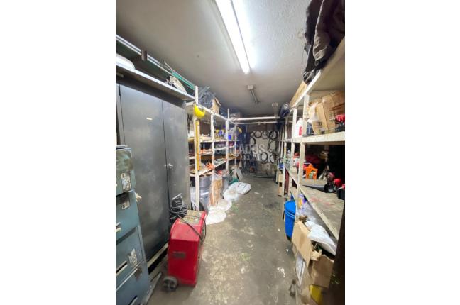 Locales y Bodegas, Venta, Yumbo - $2.200.000