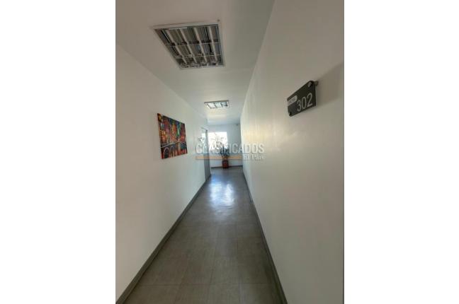 Oficinas y Consultorios, Alquiler, Ciudad Jardín - $3.100.000