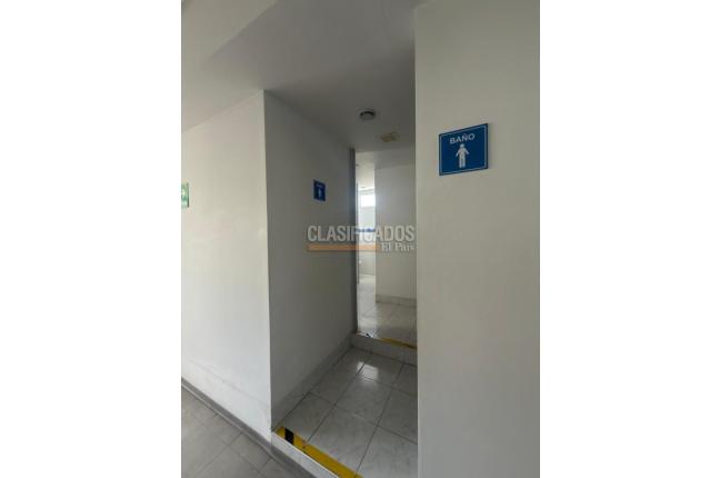 Oficinas y Consultorios, Alquiler, Ciudad Jardín - $3.100.000
