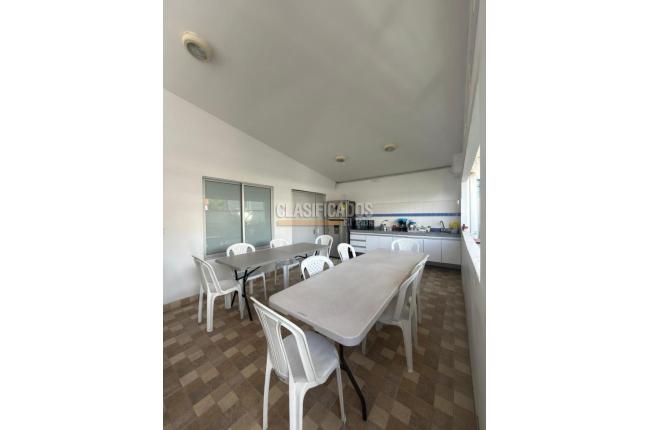 Oficinas y Consultorios, Alquiler, Ciudad Jardín - $3.100.000