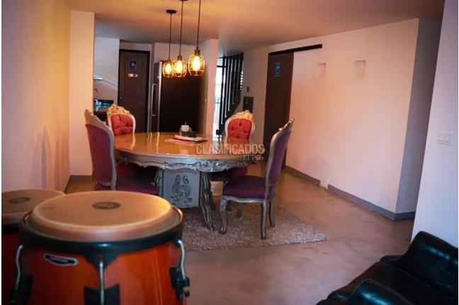 Edificios, Venta, Granada - $3.000.000.000