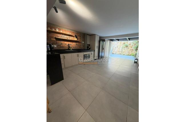 Apartamentos, Venta, Miraflores - $445.000.000