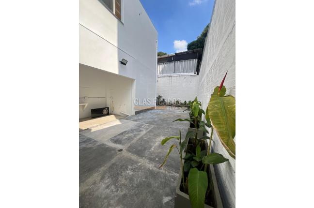 Locales y Bodegas, Alquiler, Champagñat - $1.250.000