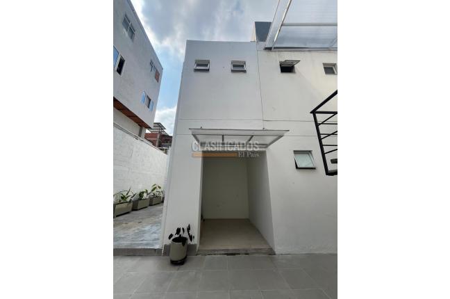 Locales y Bodegas, Alquiler en Champagñat