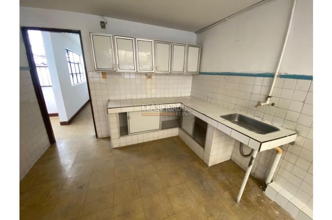 Apartamentos, Alquiler, Junín - $1.200.000