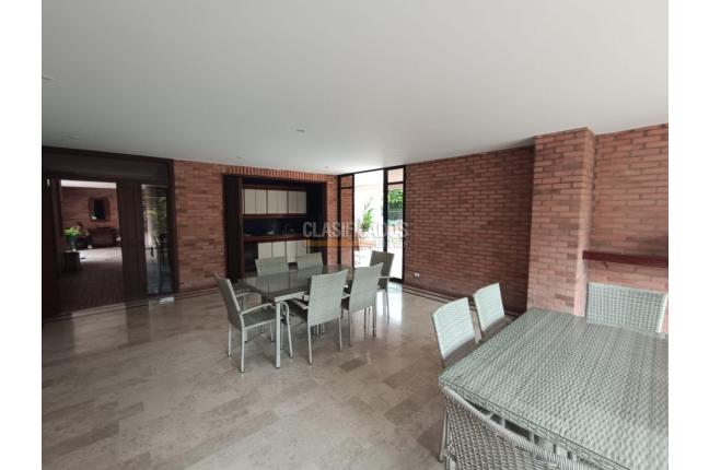 Apartamentos, Alquiler, Ciudad Jardín - $4.000.000