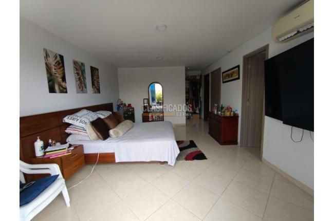 Casas, Venta, Primero de Mayo - $760.000.000