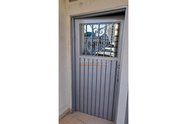 Apartamentos, Alquiler en El Jardín