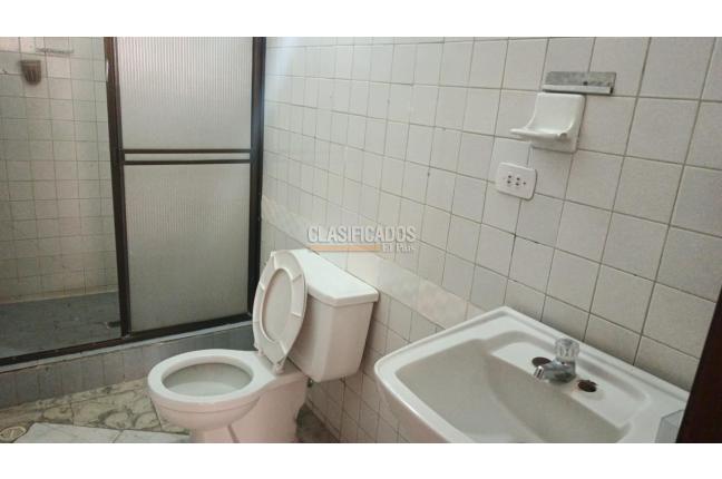 Apartamentos, Alquiler, Santa Anita - $900.000