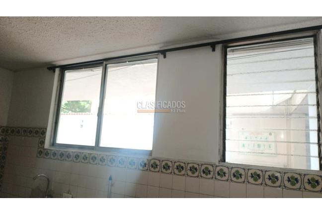 Apartamentos, Alquiler, Santa Anita - $900.000