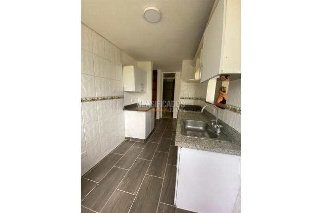 Apartamentos, Alquiler, Santa Anita - $1.800.000
