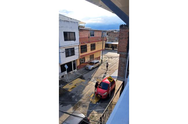 Apartamentos, Alquiler, El Jardín - $1.000.000