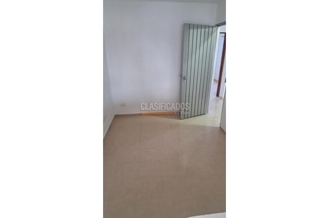 Apartamentos, Alquiler, El Jardín - $1.000.000