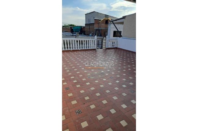 Apartamentos, Alquiler, El Jardín - $1.000.000