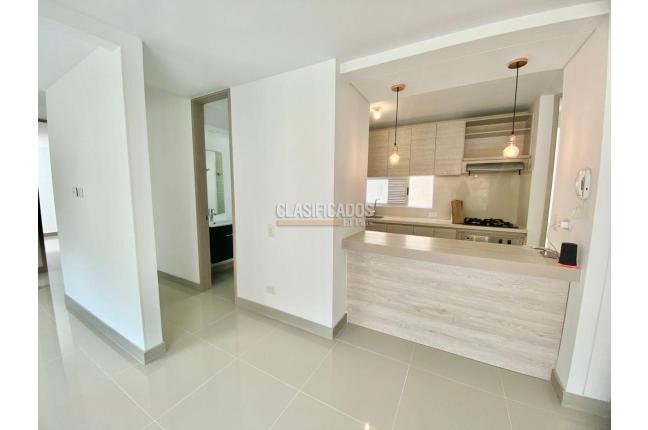 Apartamentos, Alquiler en Altos Cristales