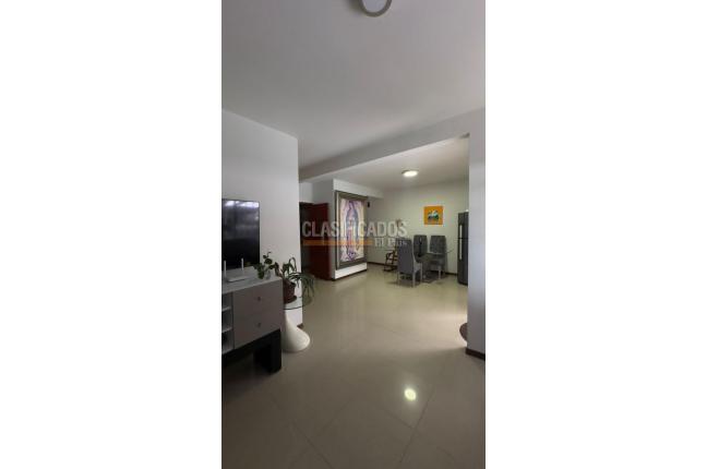 Casas, Venta en Hacienda Parque